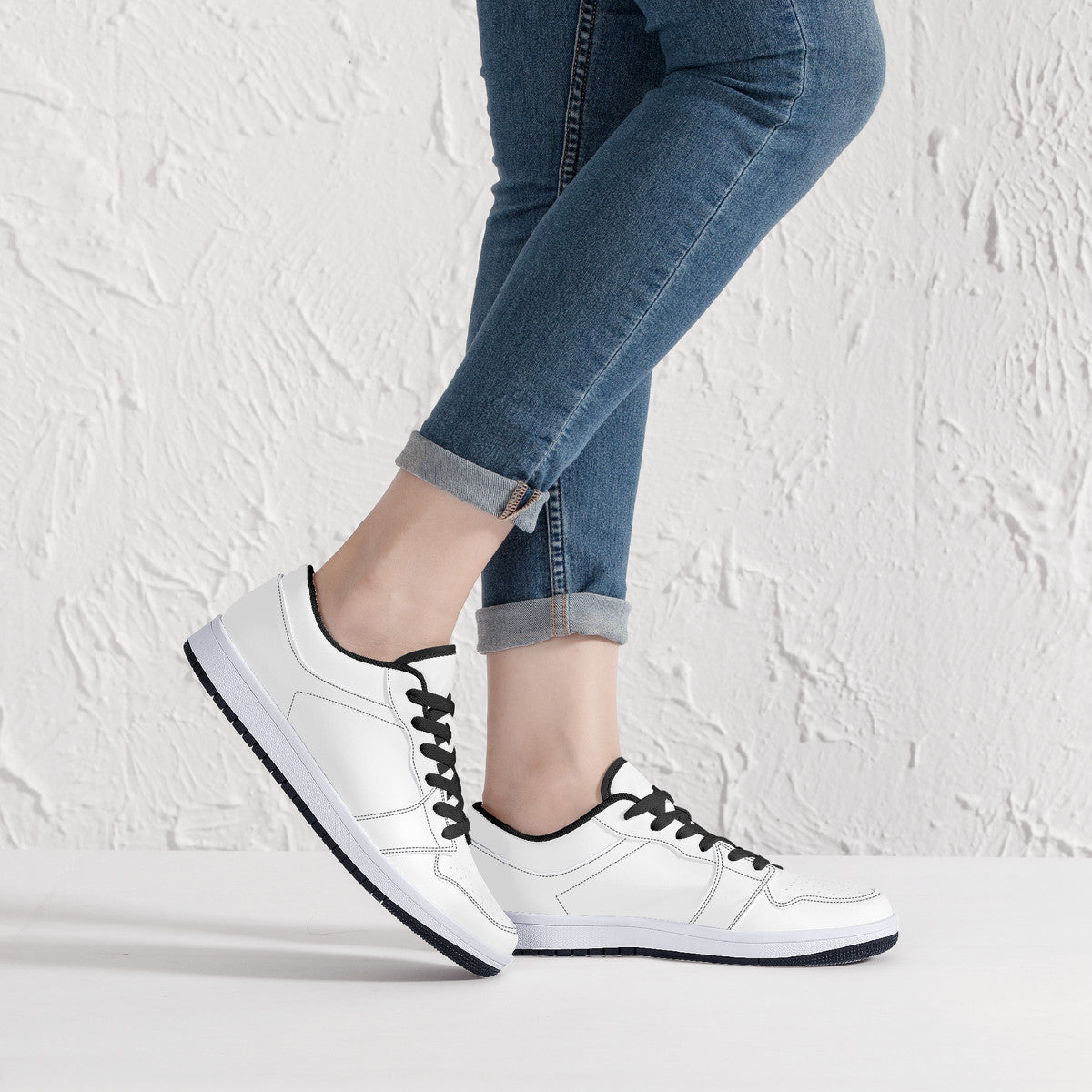 D15 Low-Top Synthetic Leather Sneakers - Black