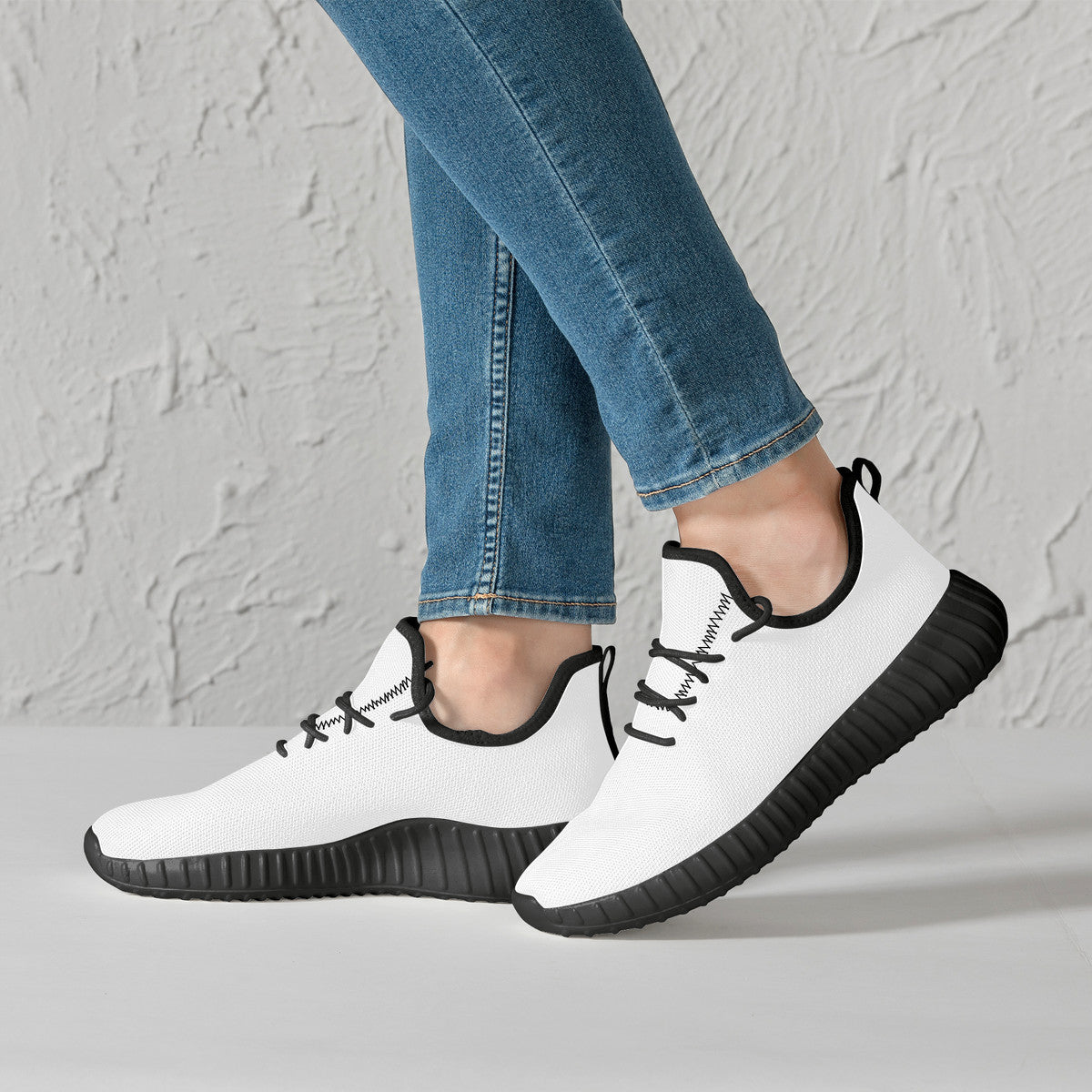 D19 Mesh Knit Sneakers - Black